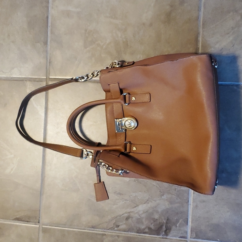 Michael Kors Hamilton Sachel